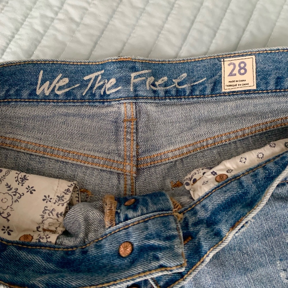 We the Free Blossom Rigid Distressed Jeans Sz 28 - Picture 9 of 10